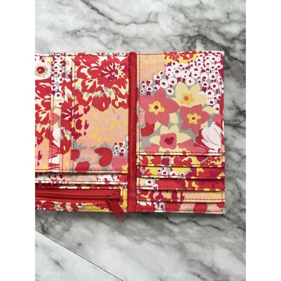 Vera Bradley Leather Riley Compact Wallet Canyon Sunset Red Quilted - Picture 5 of 13